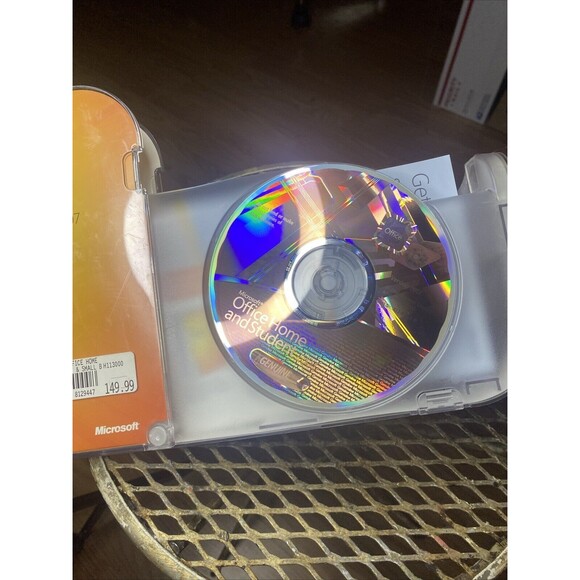Microsoft MS Office 2007 Home & Student GENUINE Disc & Product Key w/ Case - Picture 3 of 4